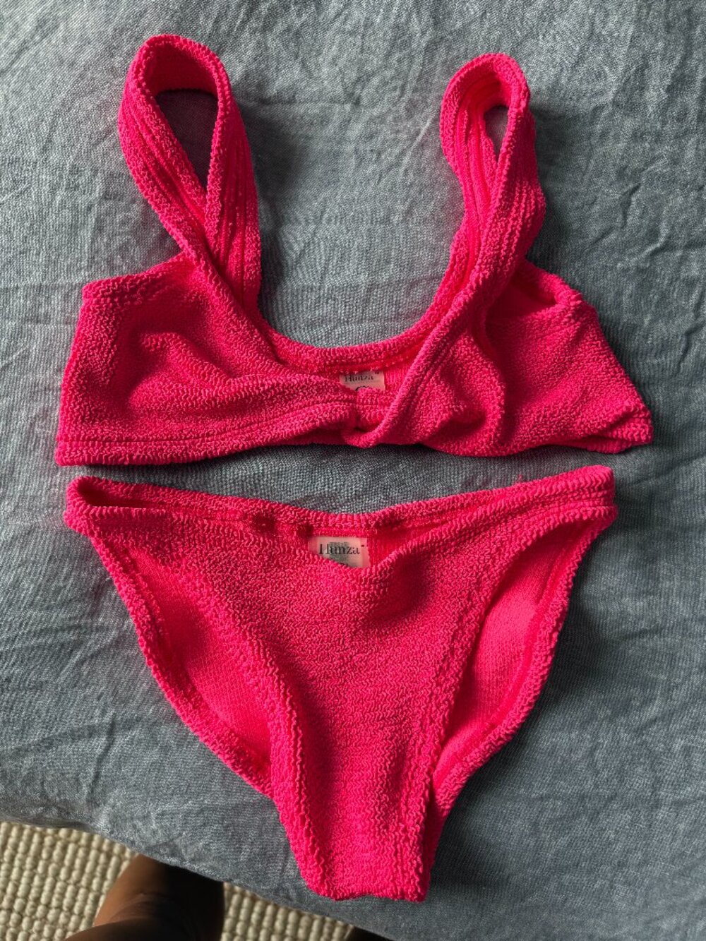 Hunza G Hot Pink Twist-Front Crinkle Bikini Set One Size — Never Worn